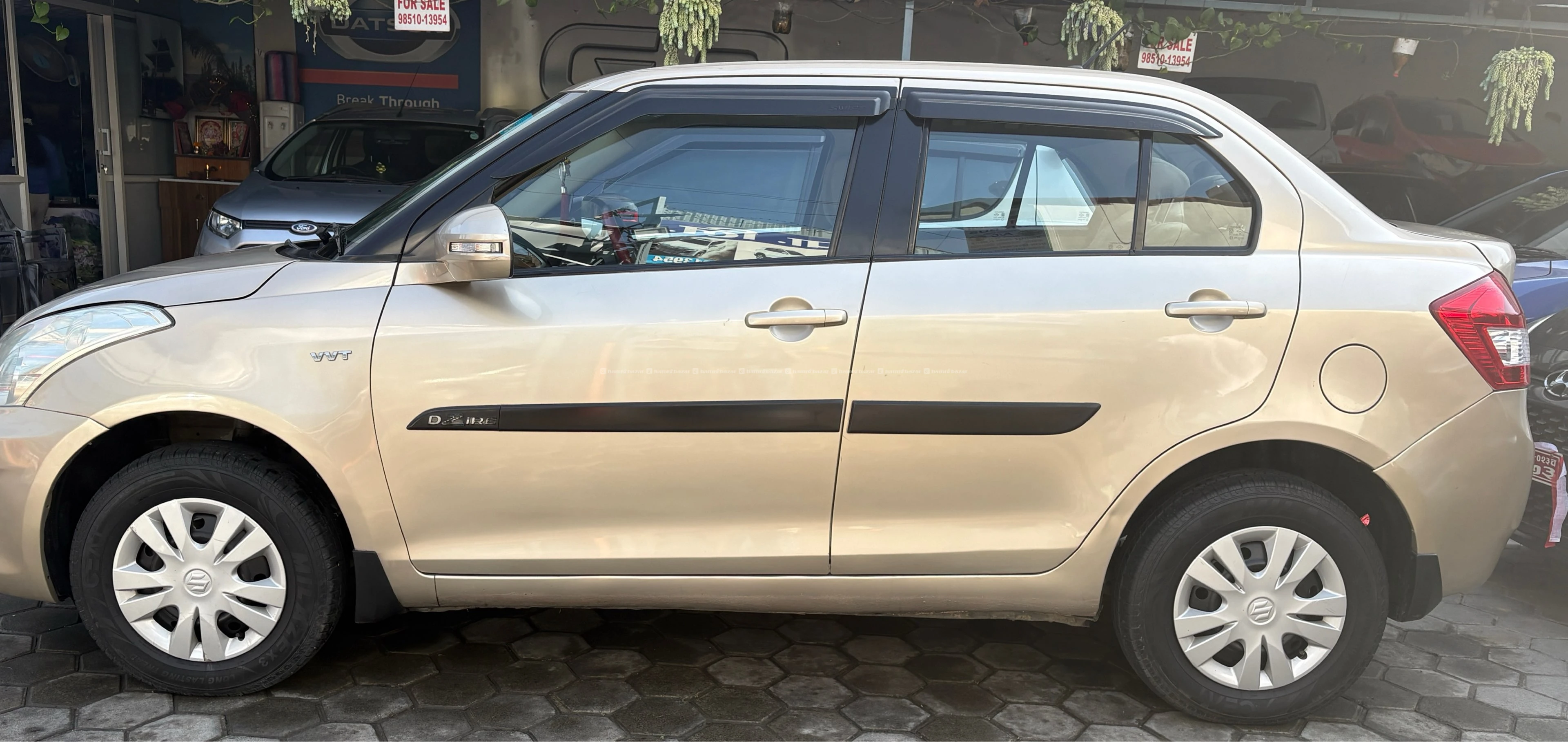 Single handed 2013 model swift dezire vxi on sale 3