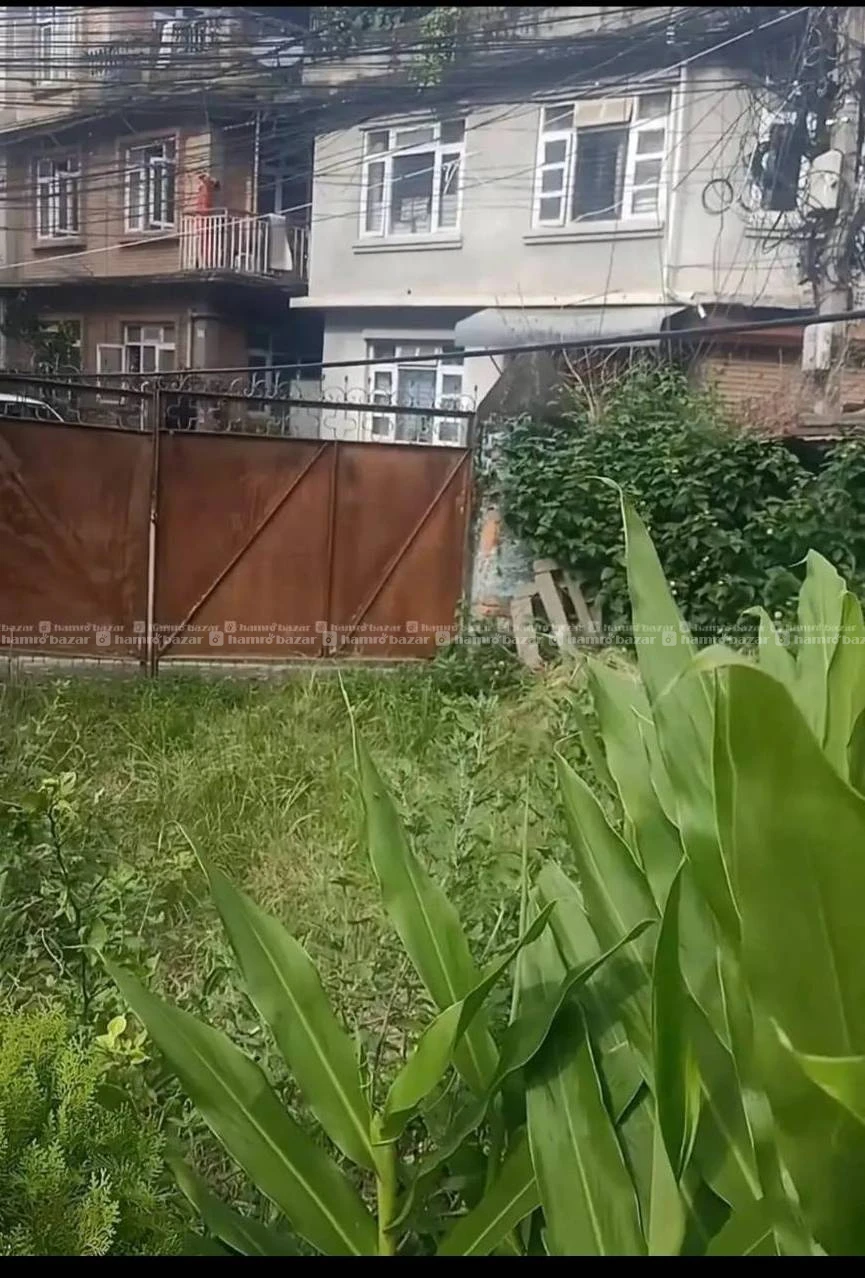 Land sale @Uttam Chowk