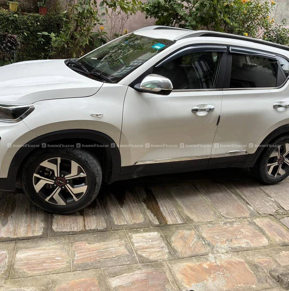 KIA Sonet on sale