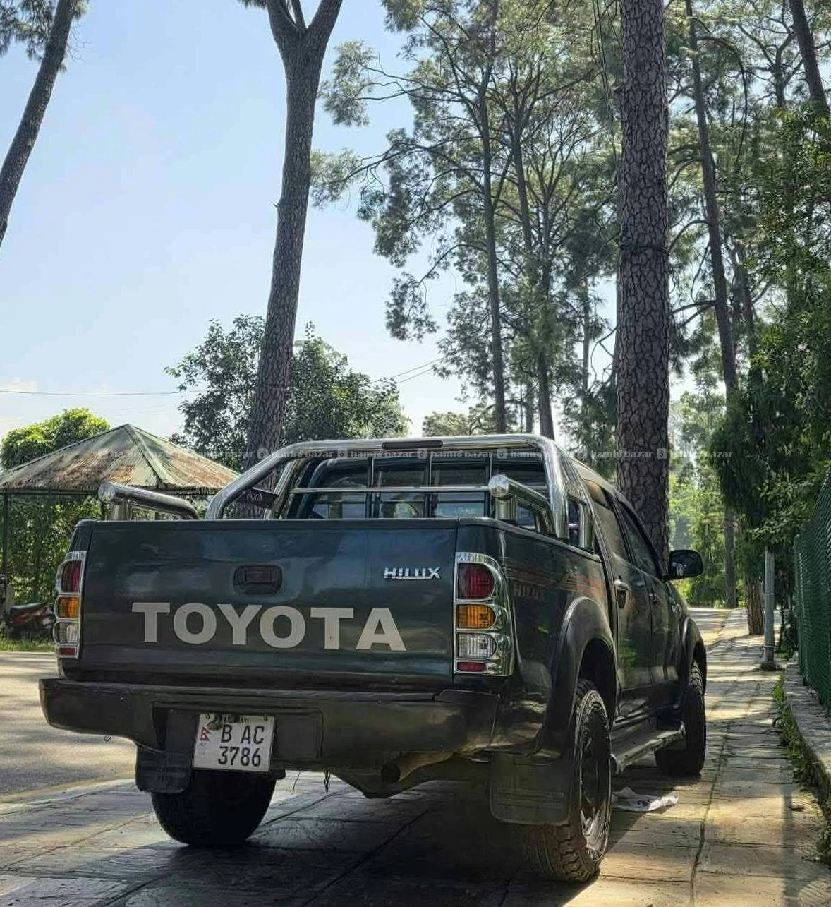 Toyota Hilux 2009 model 
9818846575 or 9768397661