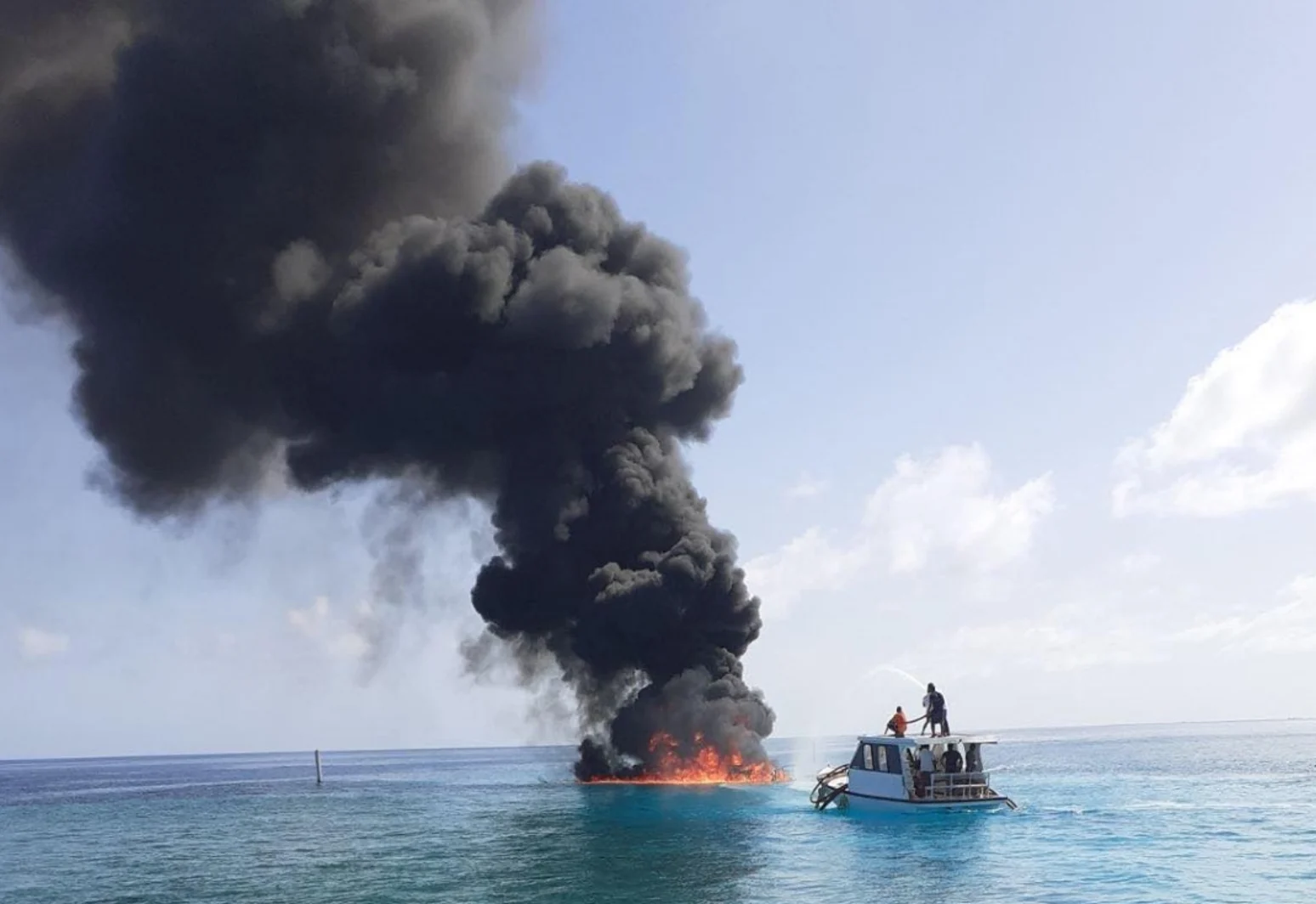  The speedboat which caught fire in Th. Atoll  | Photo: MNDF