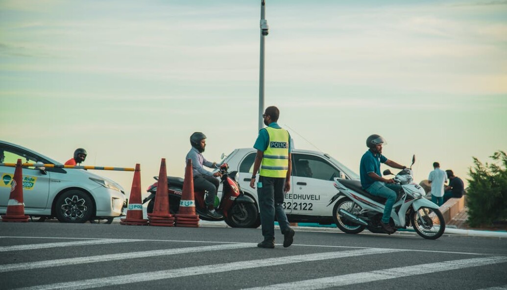 Traffic Police at Sinamale' bridge | Photo - Maldives Police Services