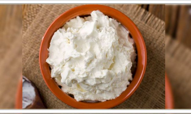 देशी गाय के दूध से बना मक्खन खाने से सभी जिद्दी रोगों से छुटकारा मिलता है साथ ही और भी कई फायदे होते है।