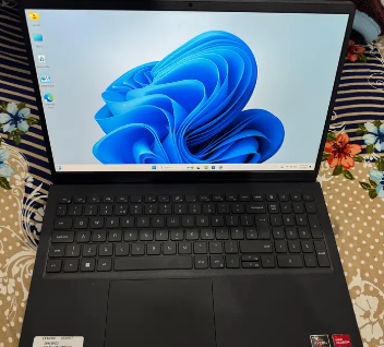 DELL 12th-GEN Ryzen 5 120Hz 4K Display 4GB dedicated AMD Graphic CARD