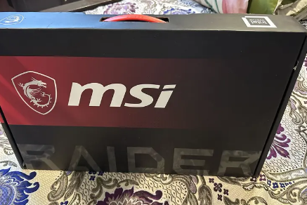 MSI Raider GE68 Gaming intel i9-14900HX,32gb,1tb Nidia rtx4070 laptop