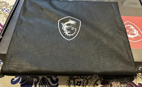 MSI Raider GE68 Gaming intel i9-14900HX,32gb,1tb Nidia rtx4070 laptop