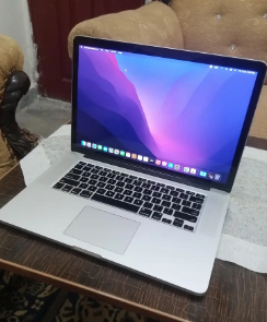 MacBook pro 2015 16gb 512gb 15.4 inch 2gb dedicated graphics card