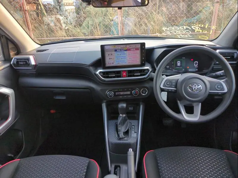 Toyota Raize G Model 2020 Grade 3.5 360 Camera fresh clear