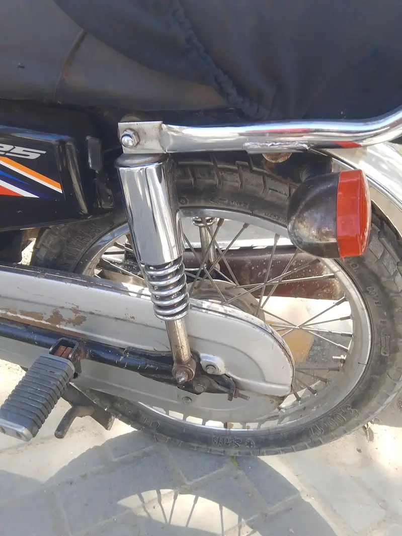 Honda 125 mc for sell vip condition registration ladkana no