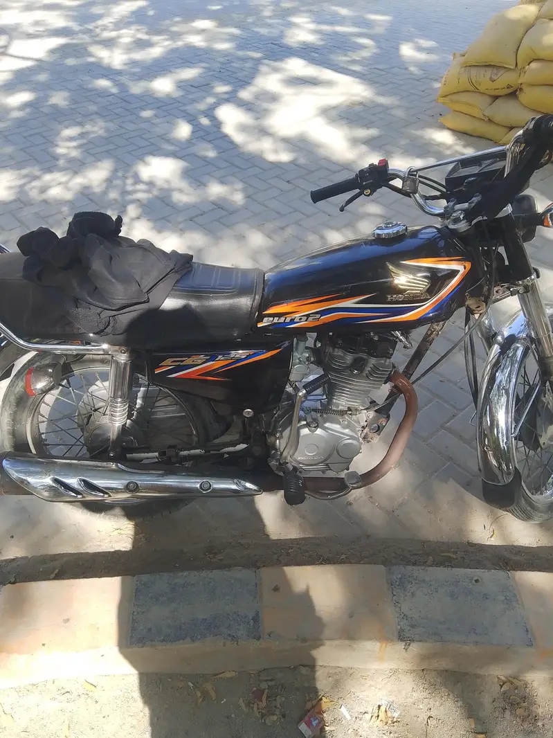 Honda 125 mc for sell vip condition registration ladkana no