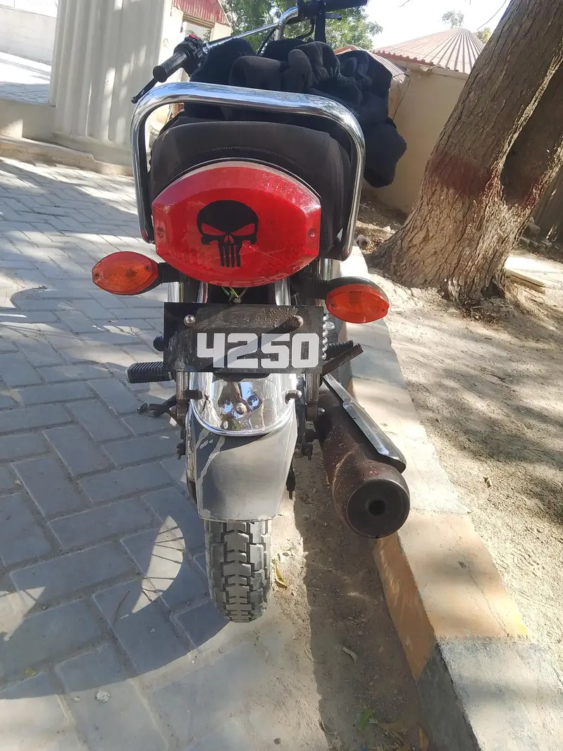 Honda 125 mc for sell vip condition registration ladkana no