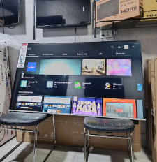 Q LED TCL 4K Led Tv, Smart Tv 43 Inch LED Tv - Box Pack O34448I9992