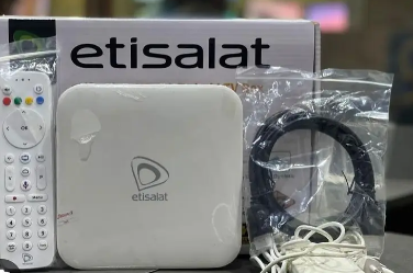 Andriod tv box | Smart Tv box | Voice romote | Tv box | Led smart box