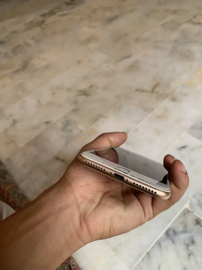 IPhone 8 plus pta approved complete saman exchange possible or sell