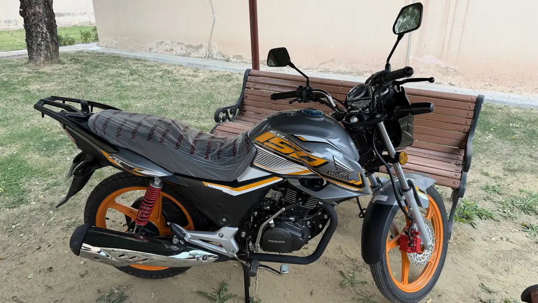 Honda CB 150F Urgent For Sale | Honda CB 150 | Only 60 KM Used