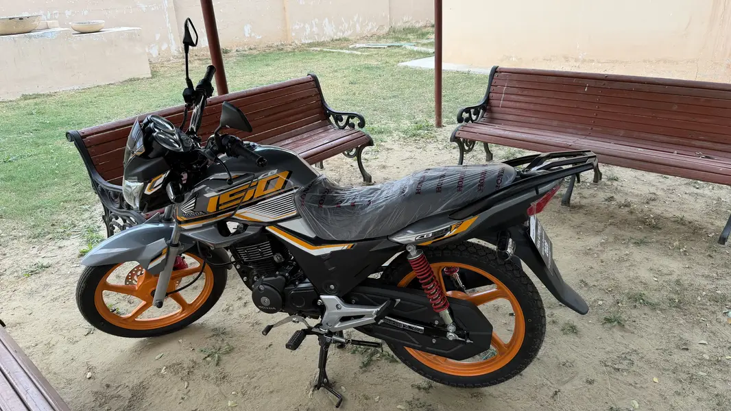 Honda CB 150F Urgent For Sale | Honda CB 150 | Only 60 KM Used