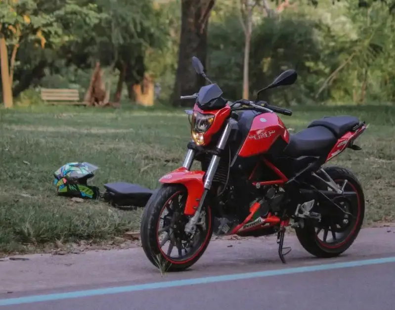 Benelli TNT 25 | Model 2018 | | Benelli in Bike | Total Genuine