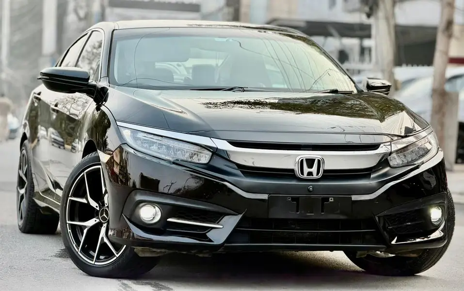 Honda Civic oriel prosmetec 2020