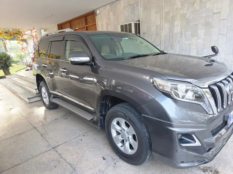 Toyota Prado TX L Package 2.7 2012