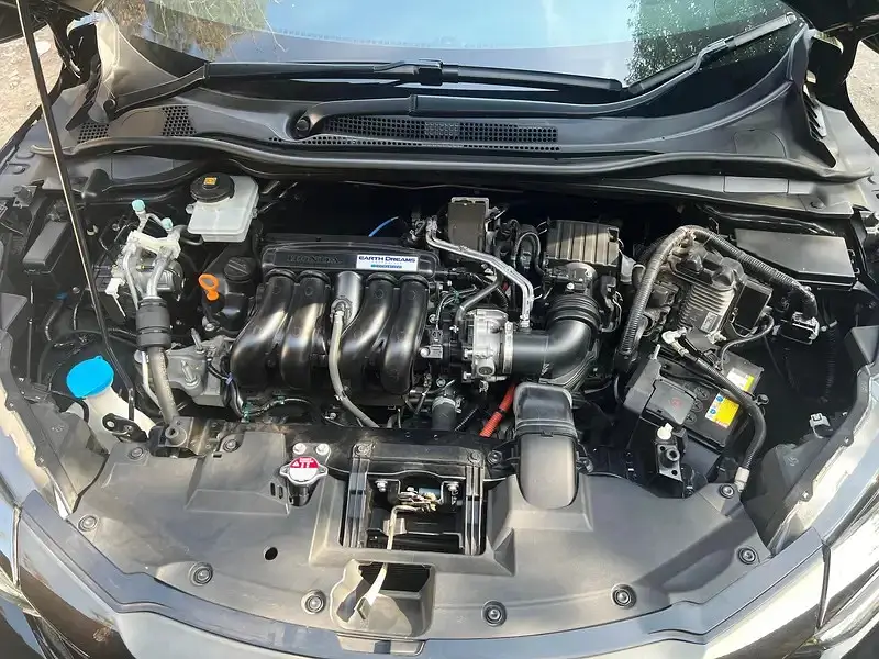 Honda Vezel Hybrid RS Honda Sensing 2019 /2024 ( Full Option )