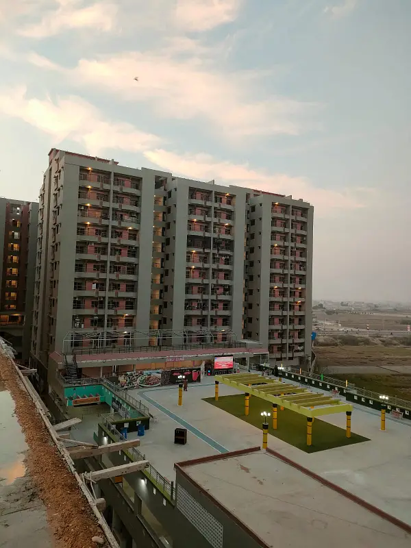 Flat In Abdullah Sports Tower Qasimabad Hyderabad