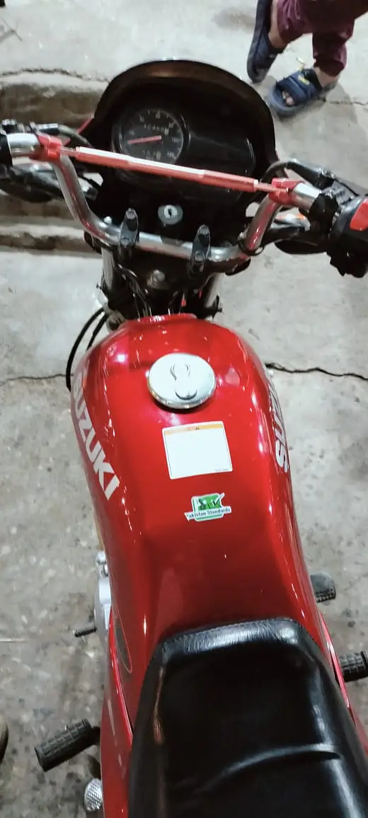 Suzuki | GD 110 | Model 2020 | *03156402713* |