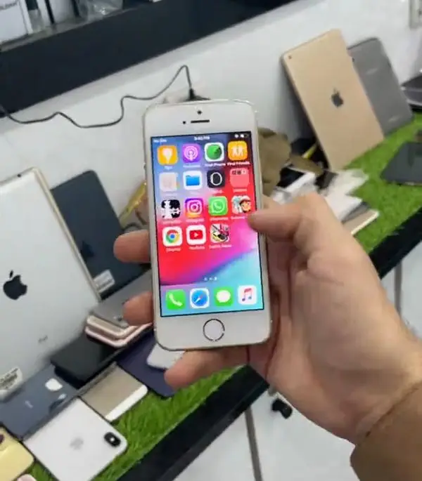 IPhone 5s 64GB PTA Approved for sale