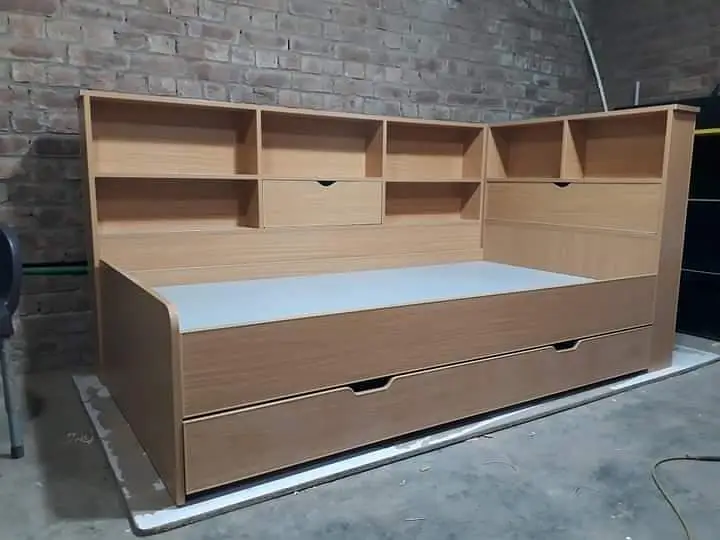 corner double bed