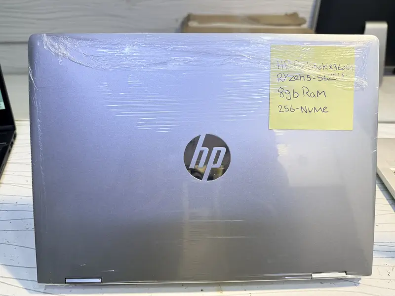 Hp Envy 15 x360 Ryzen 5 360 Touchscreen with Graphics