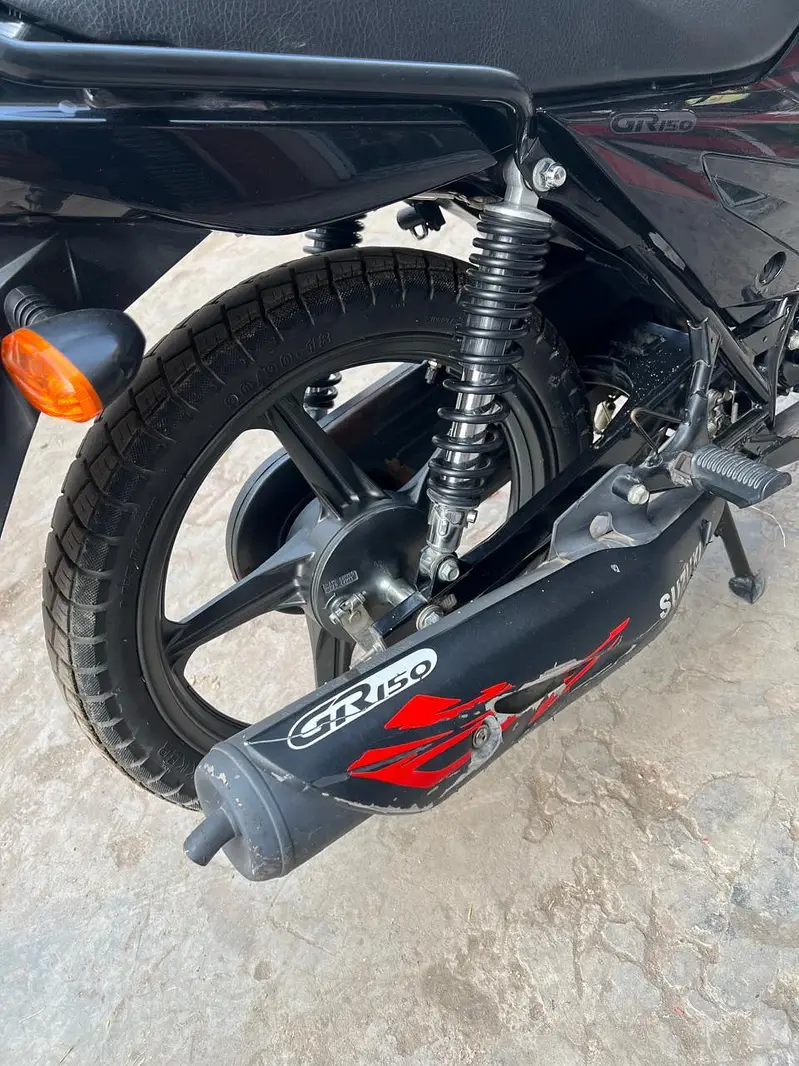 Suzuki gr150