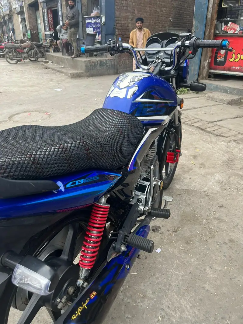 Honda CB 125F | Model 2022 | 10,000 KMS Call + WhatsApp 0301 - 6429878