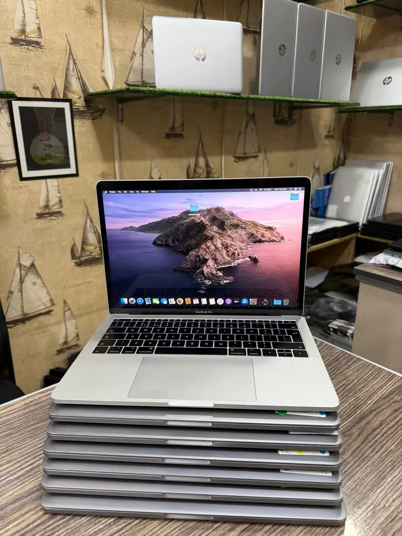 Apple Macbook Pro 2017 | 256gb & 512gb At Best Price