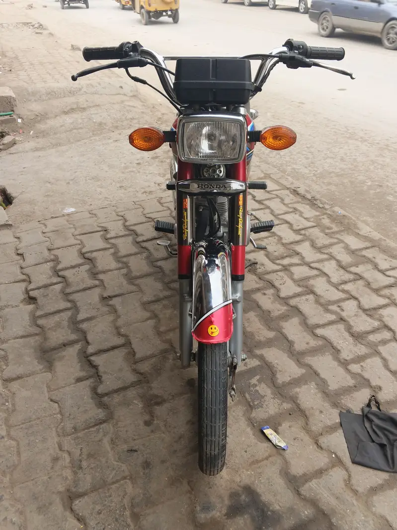 Honda CG 125 2024