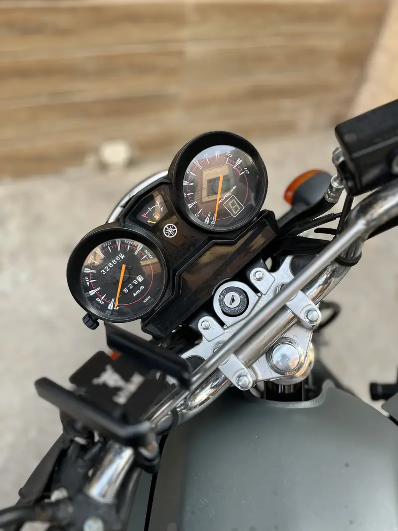Yamaha Grey YBR125G urgent sale