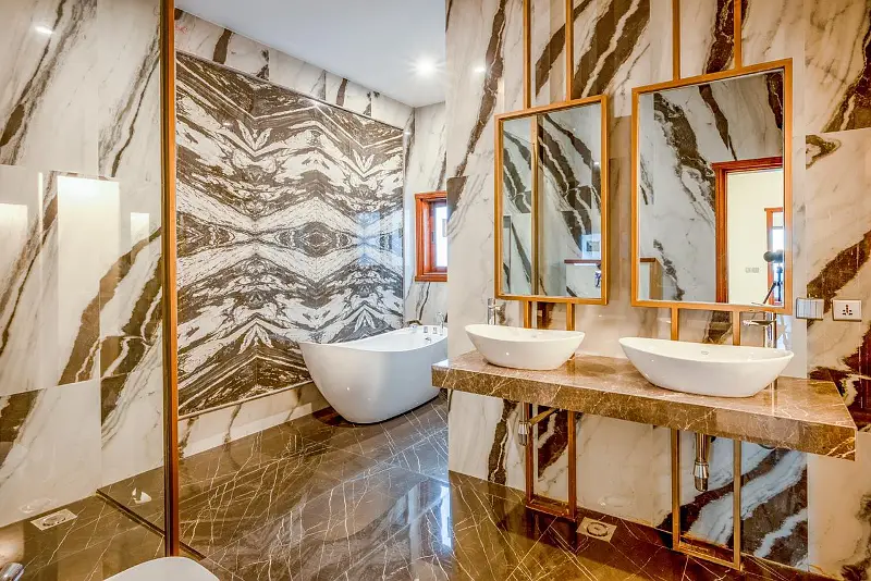 Defence Brand New 500 Yards Outclass Bungalow For Sale With Swimming Pool