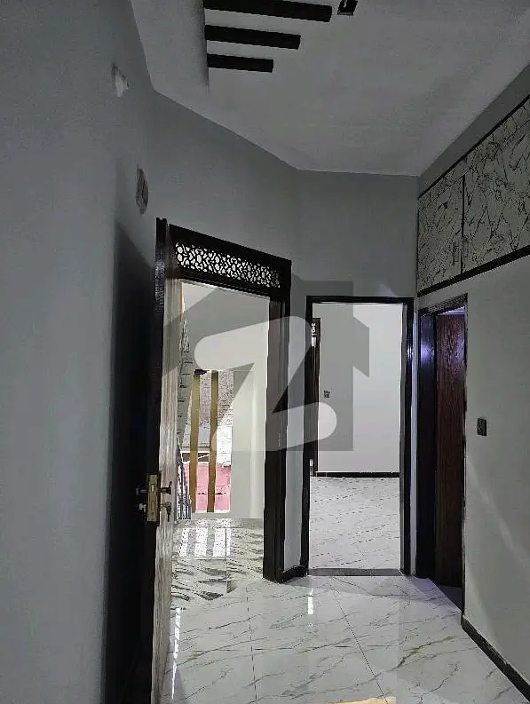 Spacious 50 Square Yards Flat Available For sale In Allahwala Town