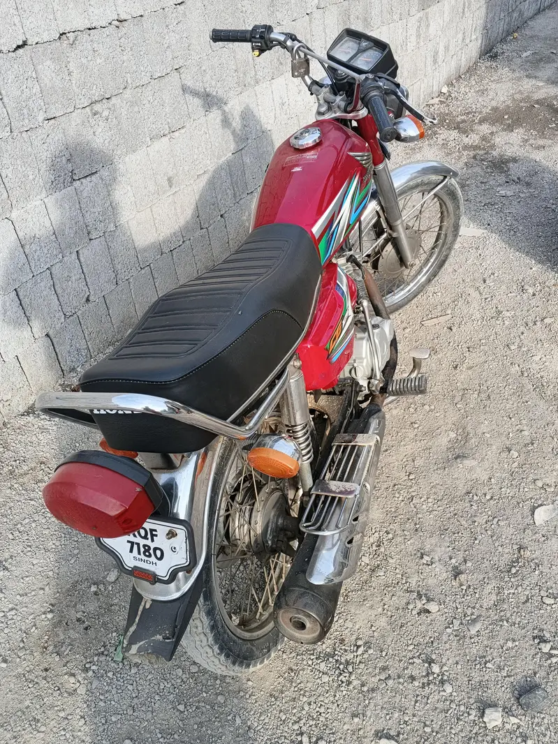 Honda CG 125 – Model 2023 (10 Months Used)
