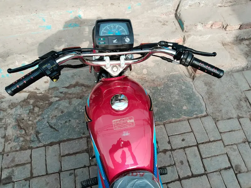 Honda CD 70 Model 2018 | 2019 Registered 14386 KMS Call 0305 - 2917690
