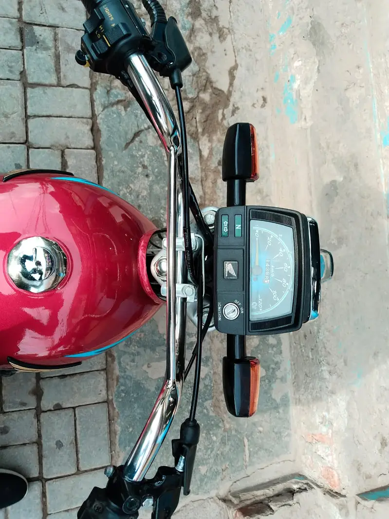 Honda CD 70 Model 2018 | 2019 Registered 14386 KMS Call 0305 - 2917690