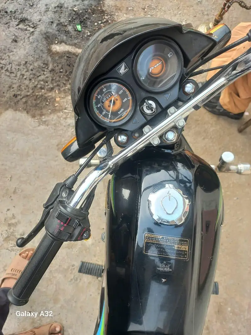 Honda Pridor 100