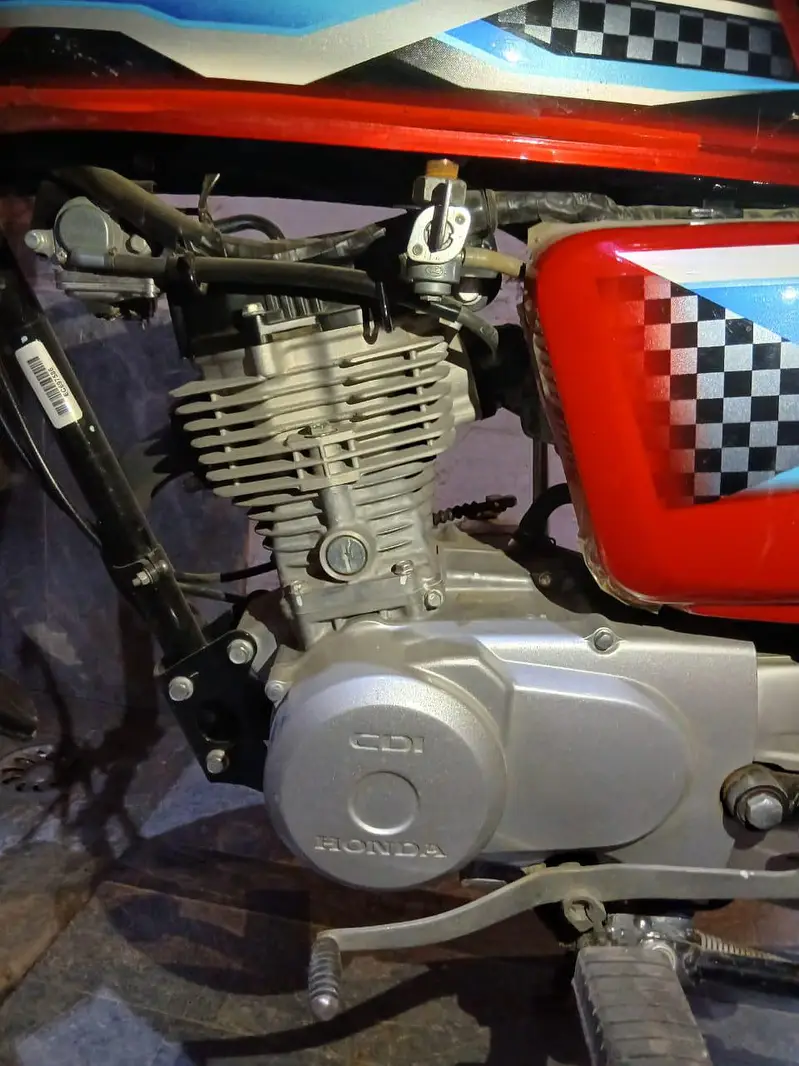 Honda 125 for sale in new condition