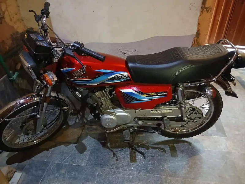 Honda 125 for sale in new condition