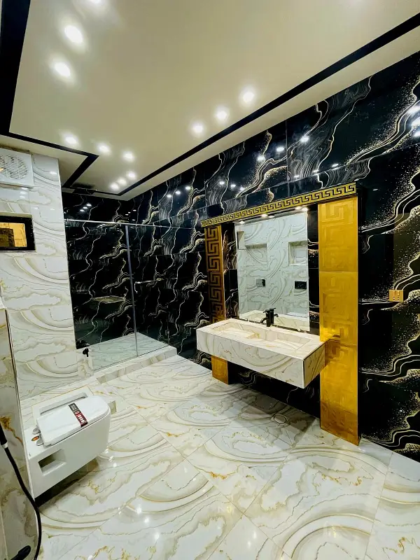 5 Marla Lavish House For sale Near Canal Road Faisalabad