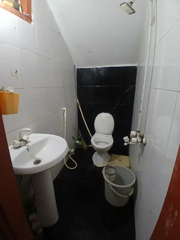 Single storey RCC Gul Ismail society secured Saba Estate