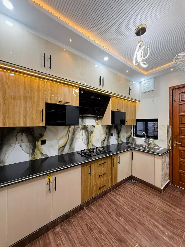 Bahria Nasheman Lahore 5 Marla Owner Build House Available For Sale