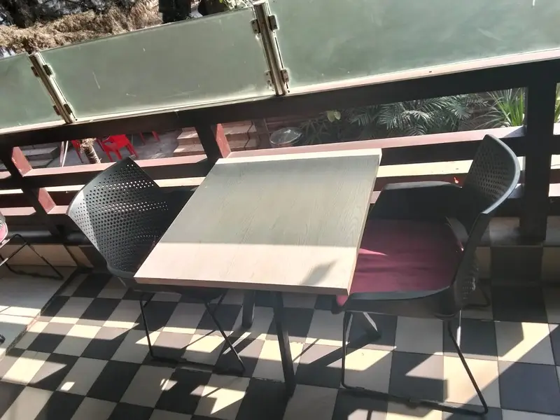 Restaurant Table//Dining table/Big Szie Dining Table/Small Szie dining