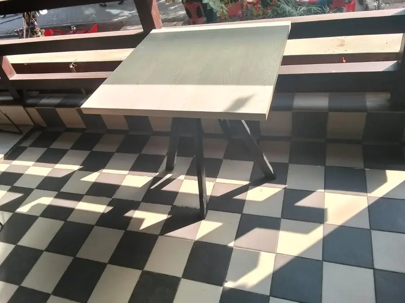 Restaurant Table//Dining table/Big Szie Dining Table/Small Szie dining