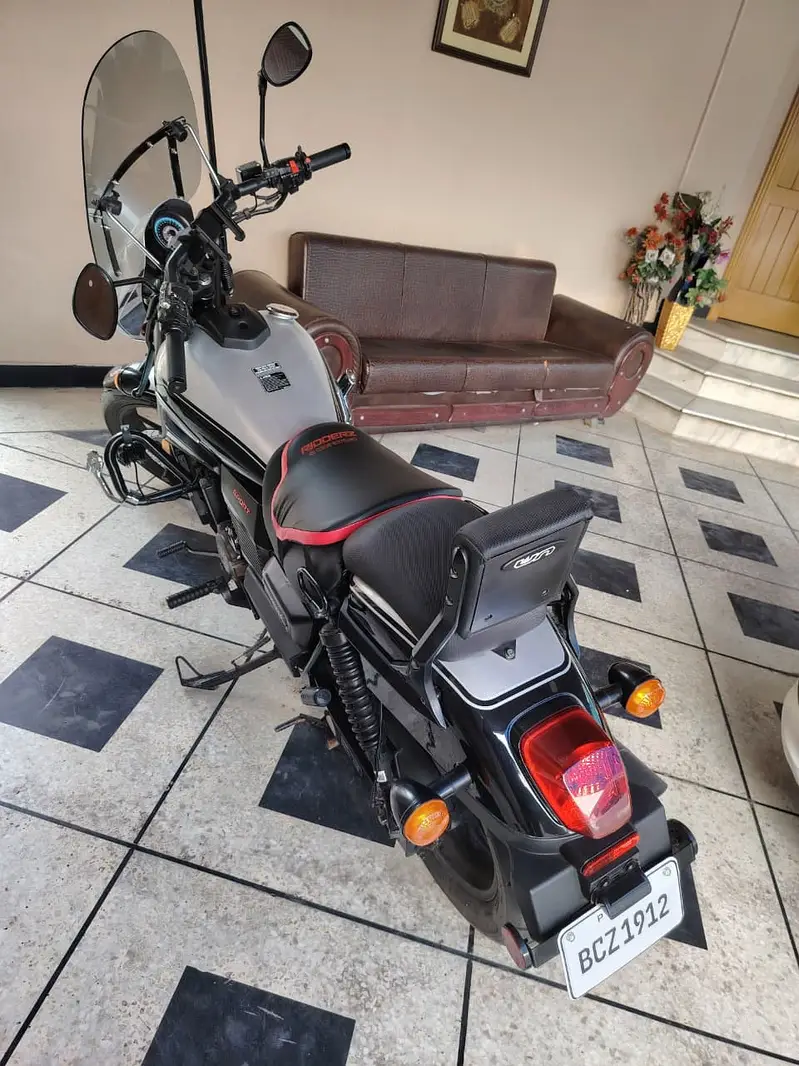 UM Renegade Sport S 300 | Model 2025 | 2500 KMs Driven Bike | New Bike