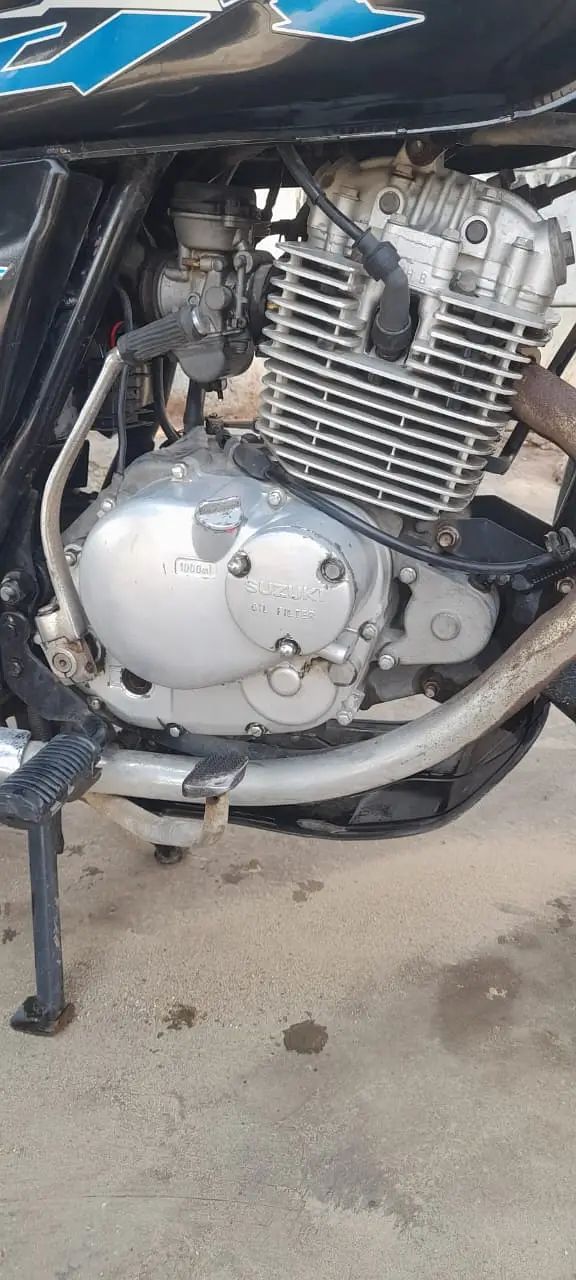 Suzuki GS 150 SE | Model 2017 | Excellent Condition |