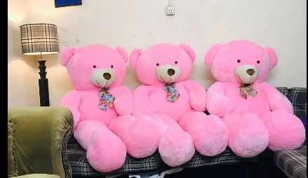 7 feet 6 feet 4.6 feet 3.5 feet American Chinese teddy bear0315528486